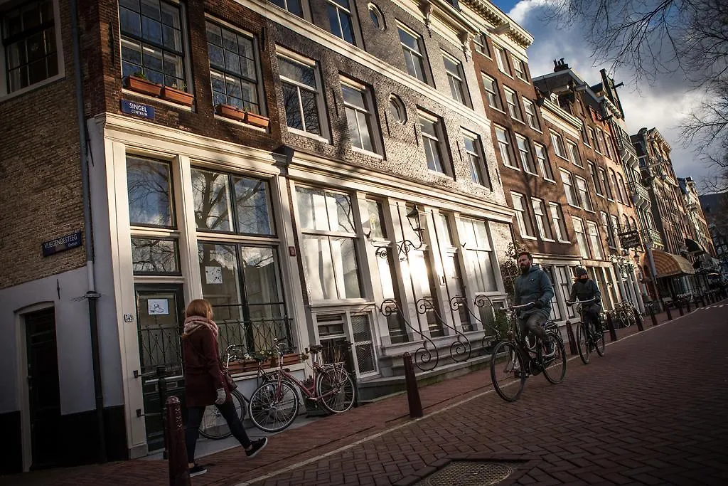 B&B Singel Amsterdam Centre 2*,  Netherlands